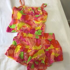 ☀️ Girls XS (4) 2-Piece Short Set | 1989 Place | Vibrant Cruise-Ready Colors 🌴